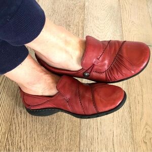 Cobb Hill by New Balance, Paulette Red Slip On Flat, Loafers Women’s 7, Leather